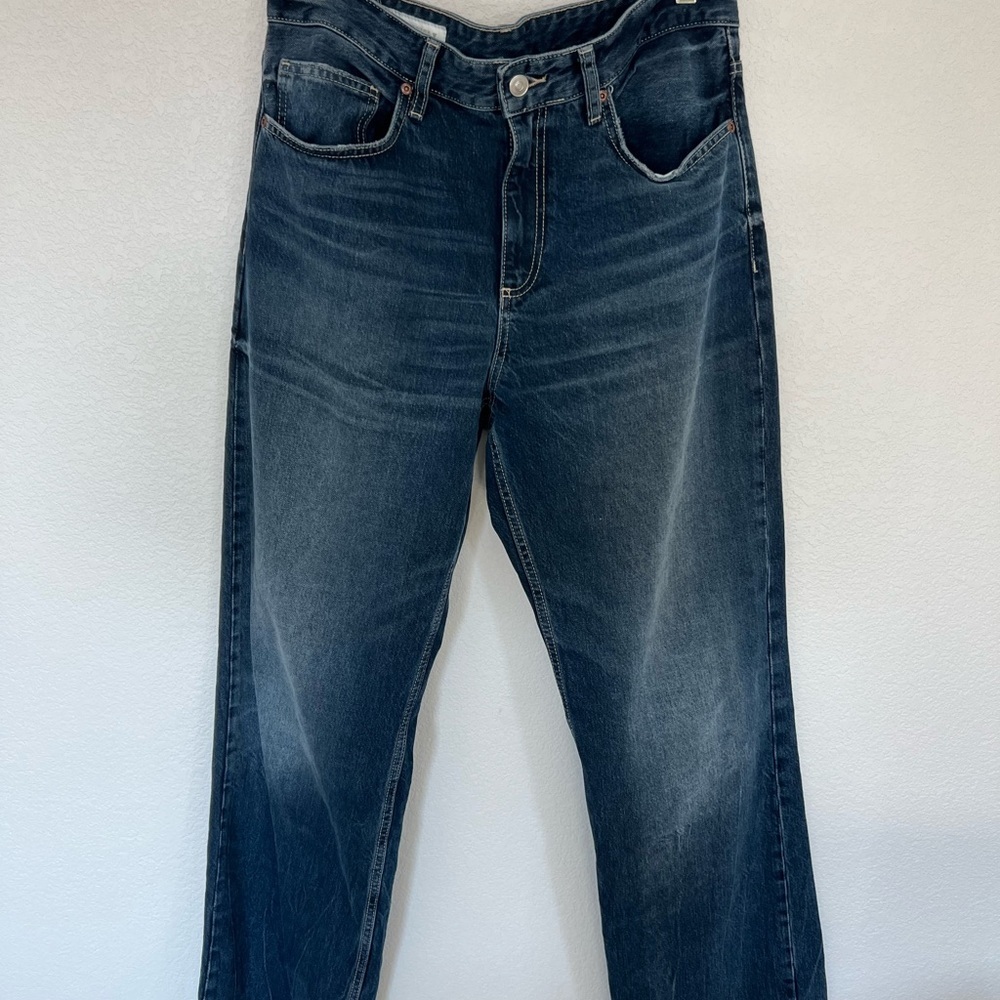 Zara Women's Dark Blue Straight Leg Jeans. Size 10